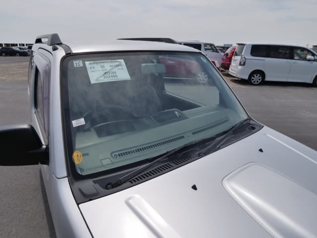 1999 Suzuki Jimny JDM car for sale — photo 13 of 25