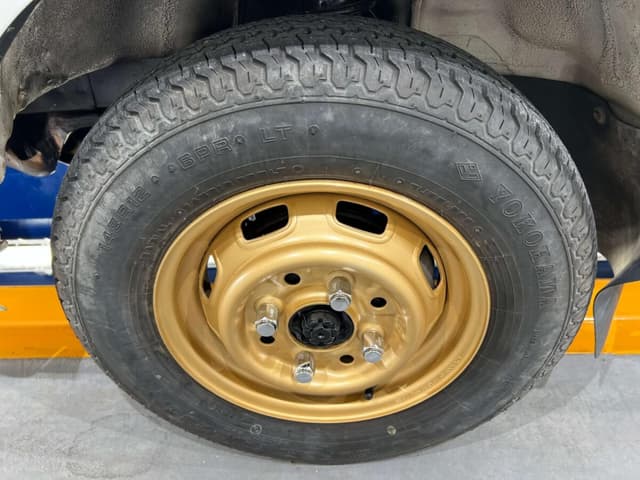 1995 Daihatsu Hijet JDM car for sale — photo 18 of 25
