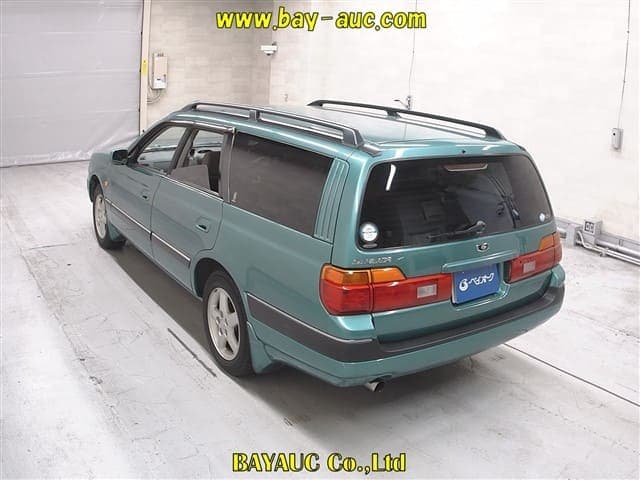 1997 Nissan Stagea JDM car for sale — photo 2 of 6