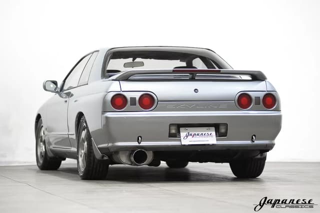 1991 Nissan Skyline JDM car for sale — photo 6 of 25