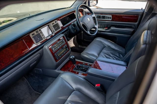 1994 Toyota Century JDM car for sale — photo 15 of 21