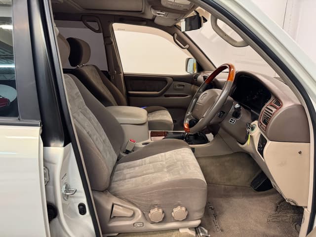 1998 Toyota Land Cruiser JDM car for sale — photo 24 of 25