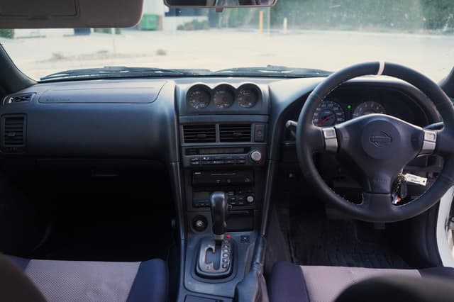 1998 Nissan Skyline JDM car for sale — photo 13 of 25