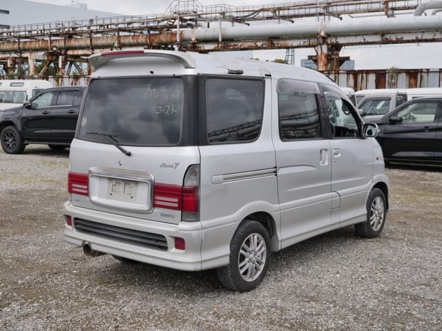 2001 Daihatsu Atrai JDM car for sale — photo 5 of 25