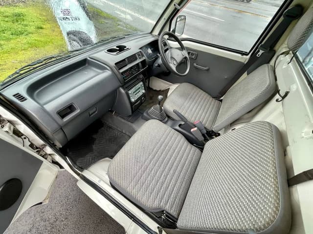 2000 Daihatsu Hijet JDM car for sale — photo 24 of 25