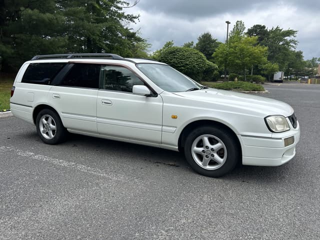 2000 Nissan Stagea JDM car for sale — photo 2 of 25