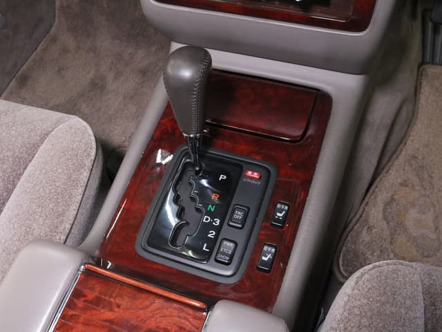 1997 Toyota Century JDM car for sale — photo 14 of 25