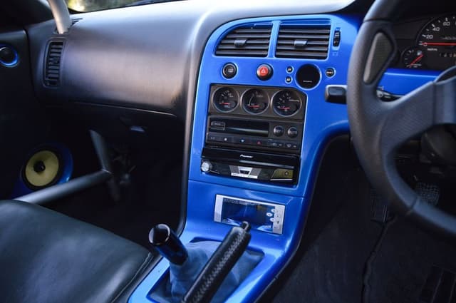 1995 Nissan Skyline JDM car for sale — photo 17 of 25
