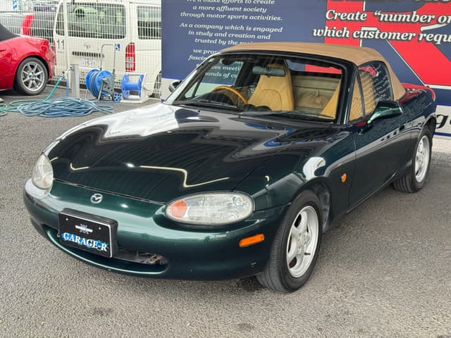1999 Mazda Roadster (Eunos Roadster / MX-5) JDM car for sale — photo 24 of 25