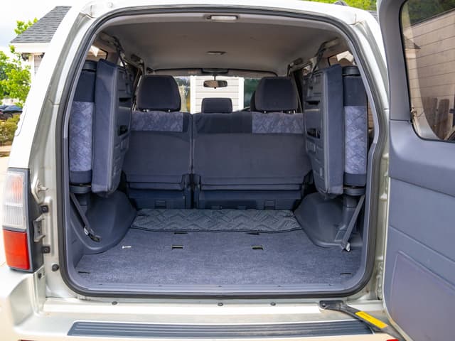 2001 Toyota Land Cruiser Prado JDM car for sale — photo 15 of 18