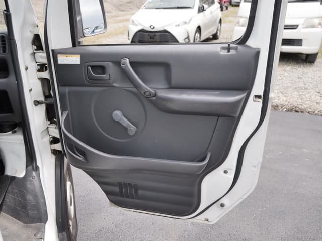 2002 Suzuki Carry JDM car for sale — photo 24 of 25