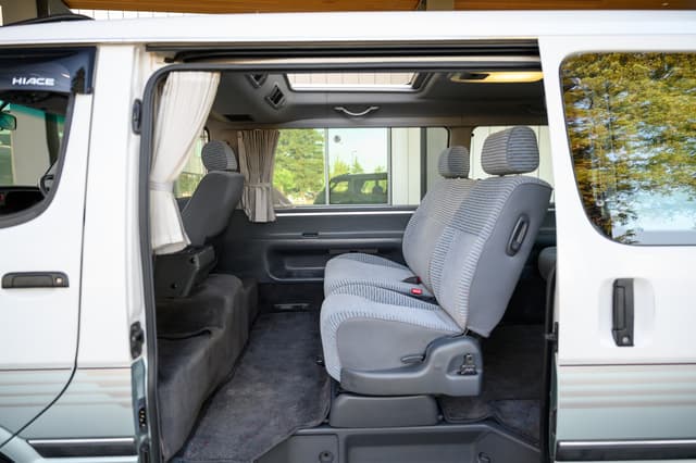 1994 Toyota HiAce JDM car for sale — photo 13 of 24