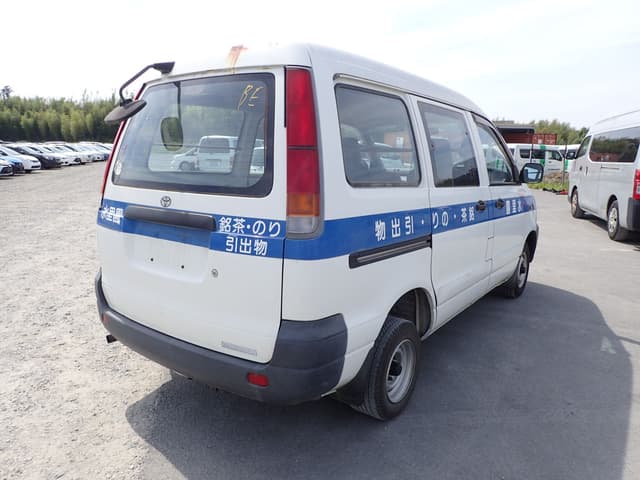 1998 Toyota Townace JDM car for sale — photo 5 of 10