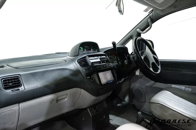 1999 Mitsubishi Delica JDM car for sale — photo 9 of 25