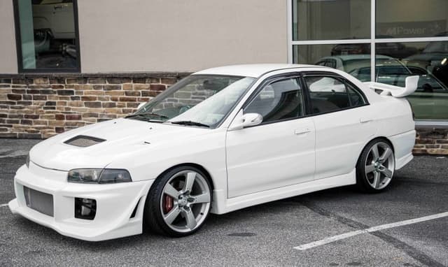 1997 Mitsubishi Lancer JDM car for sale — photo 7 of 25