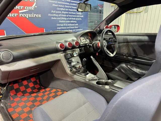 2002 Nissan Silvia JDM car for sale — photo 12 of 25