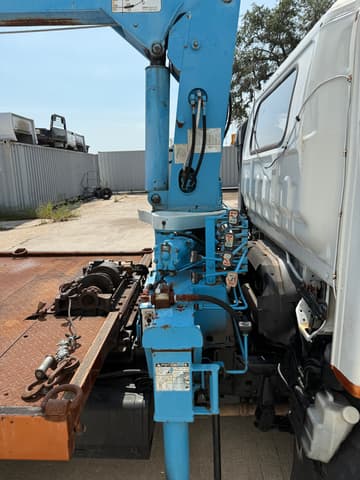 1998 Isuzu Elf JDM car for sale — photo 13 of 16