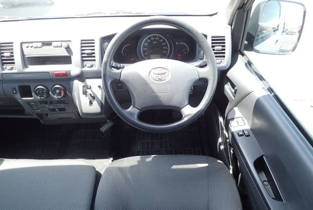 2011 Toyota HiAce JDM car for sale — photo 25 of 25
