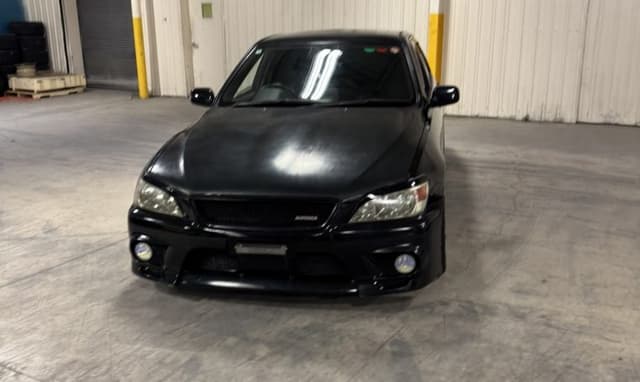 2000 Toyota Altezza JDM car for sale — photo 23 of 25