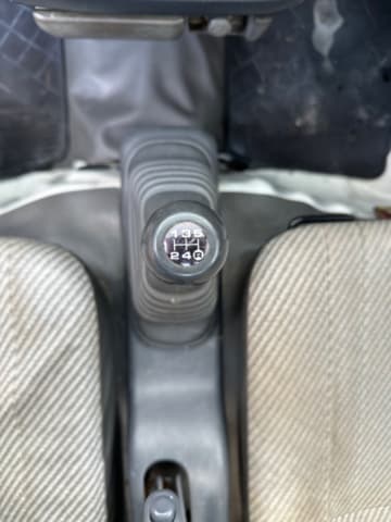1998 Daihatsu Hijet JDM car for sale — photo 11 of 25