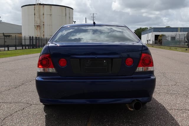 1998 Toyota Altezza JDM car for sale — photo 6 of 19
