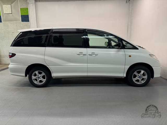 2001 Toyota Estima JDM car for sale — photo 22 of 25