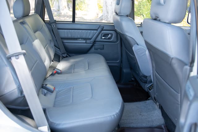 1994 Mitsubishi Pajero JDM car for sale — photo 11 of 15