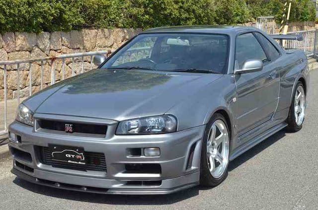 2001 Nissan Skyline JDM car for sale — photo 3 of 11