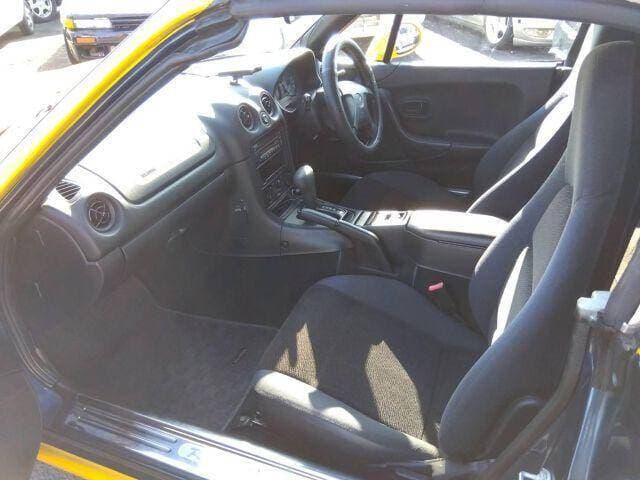 1998 Mazda Roadster (Eunos Roadster / MX-5) JDM car for sale — photo 3 of 6