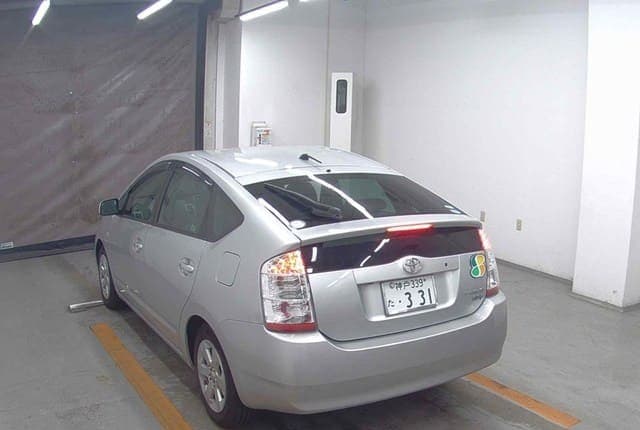 2007 Toyota Prius JDM car for sale — photo 3 of 6
