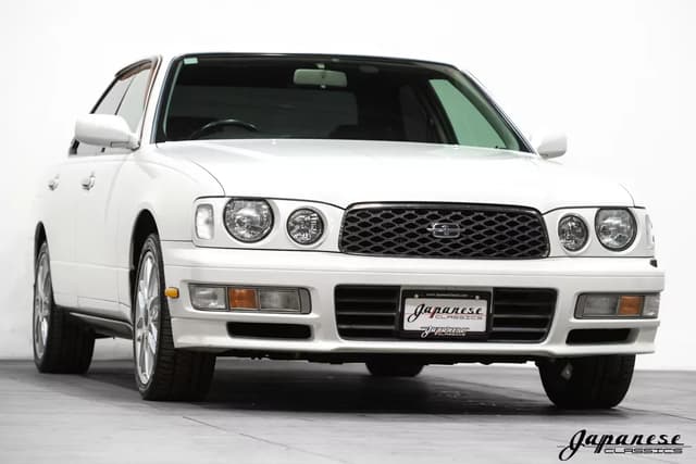 1998 Nissan Gloria JDM car for sale — photo 3 of 25