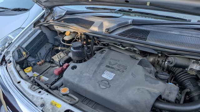2000 Nissan Elgrand JDM car for sale — photo 12 of 12