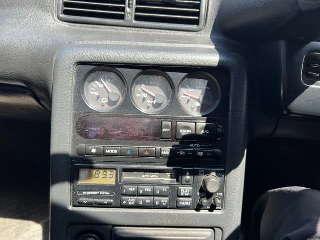1992 Nissan Skyline JDM car for sale — photo 19 of 24