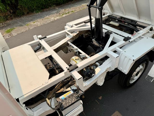 1998 Suzuki Carry JDM car for sale — photo 23 of 25