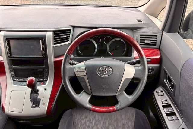 2009 Toyota Alphard JDM car for sale — photo 15 of 25