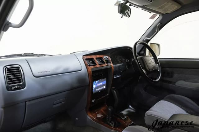 1996 Toyota Hilux JDM car for sale — photo 9 of 25