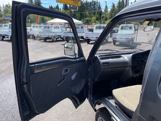 1991 Suzuki Every JDM car for sale — photo 24 of 25