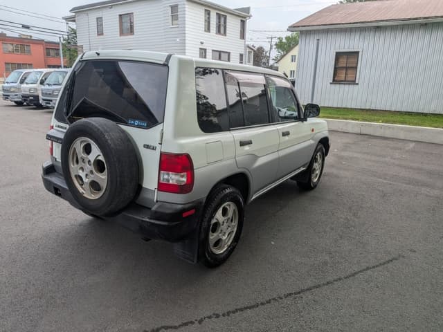 1999 Mitsubishi Pajero JDM car for sale — photo 3 of 18
