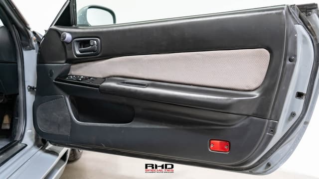 1998 Nissan Skyline JDM car for sale — photo 12 of 24