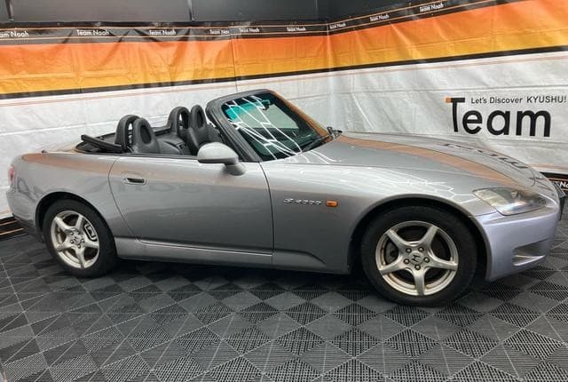 2001 Honda S2000 JDM car for sale — photo 4 of 25