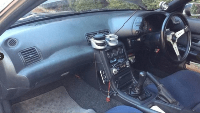 1990 Nissan Skyline JDM car for sale — photo 2 of 9