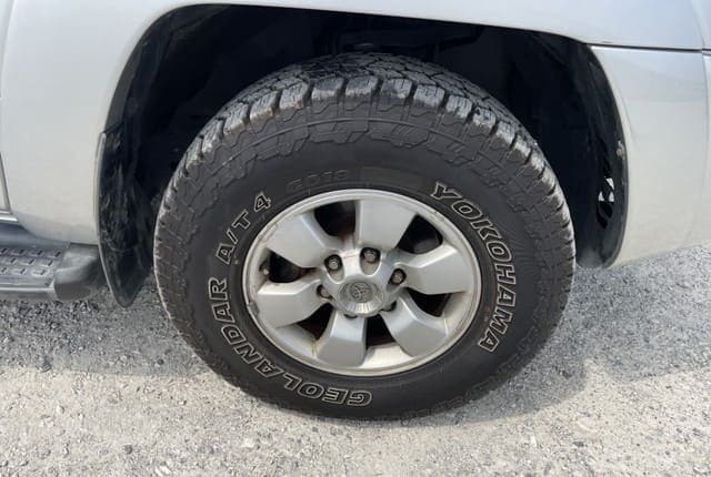 2005 Toyota Hilux Surf JDM car for sale — photo 12 of 25