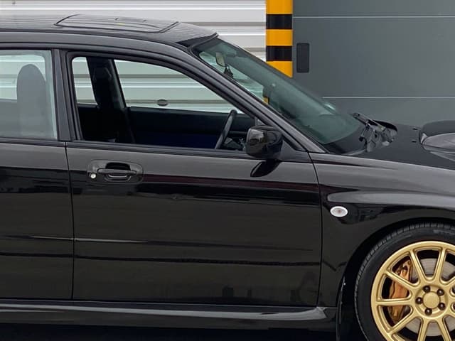 2004 Subaru Legacy JDM car for sale — photo 11 of 24