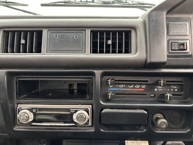 1997 Mitsubishi Delica JDM car for sale — photo 12 of 25