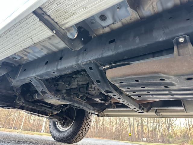1996 Toyota Hilux Surf JDM car for sale — photo 18 of 20
