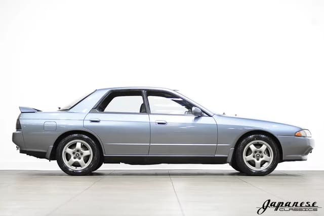 1989 Nissan Skyline JDM car for sale — photo 5 of 25