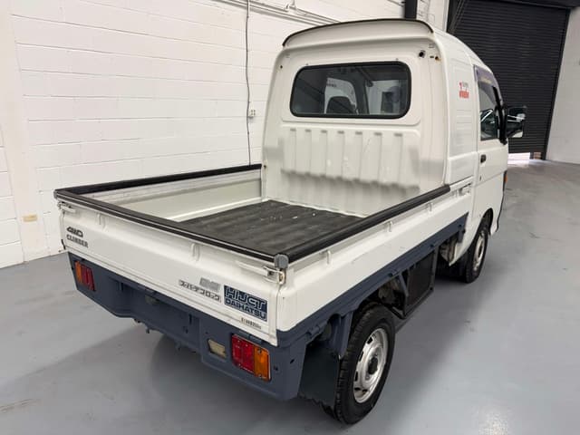 1995 Daihatsu Hijet JDM car for sale — photo 4 of 22