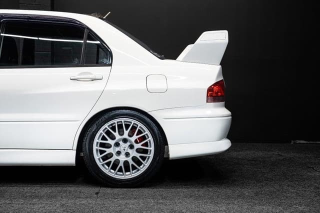 2001 Mitsubishi Lancer Evolution JDM car for sale — photo 9 of 20