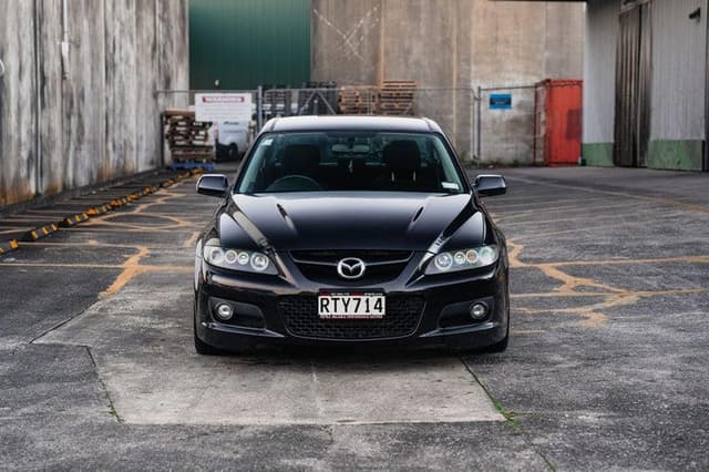 2006 Mazda Atenza JDM car for sale — photo 11 of 19