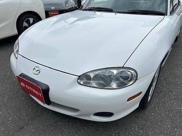 2000 Mazda Roadster (Eunos Roadster / MX-5) JDM car for sale — photo 7 of 12